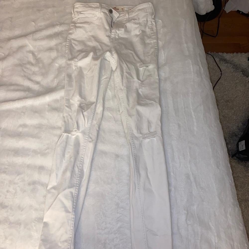White jeans from Hollister